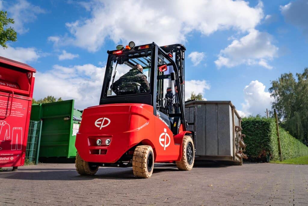 Red EP electric forklift working outdoors
