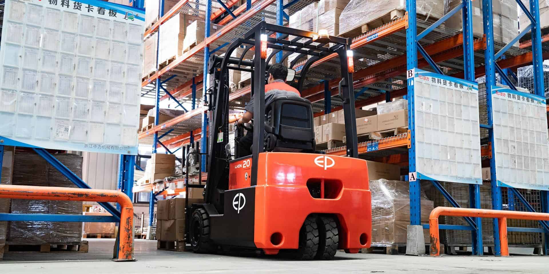 EP 3-wheel forklift in a stock warehouse