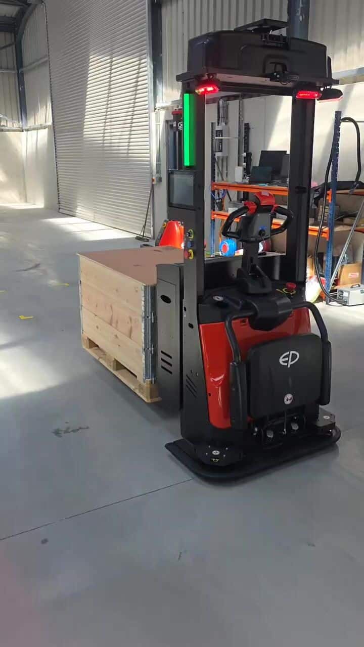 EP autonomous stacker using fork-tip lidar to lift a crated pallet